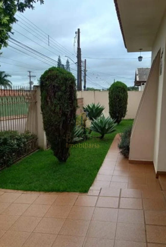 Casa Á Venda Centro Cambé