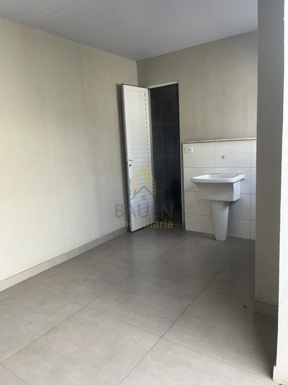 CASA PARA LOCAÇÃO ANA ROSA