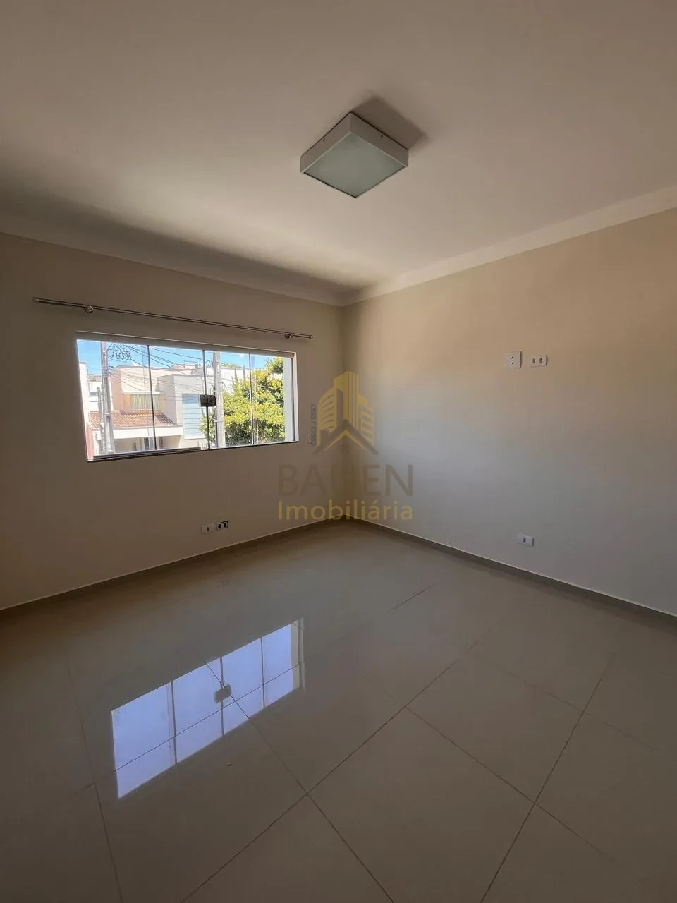 Sobrado à Venda