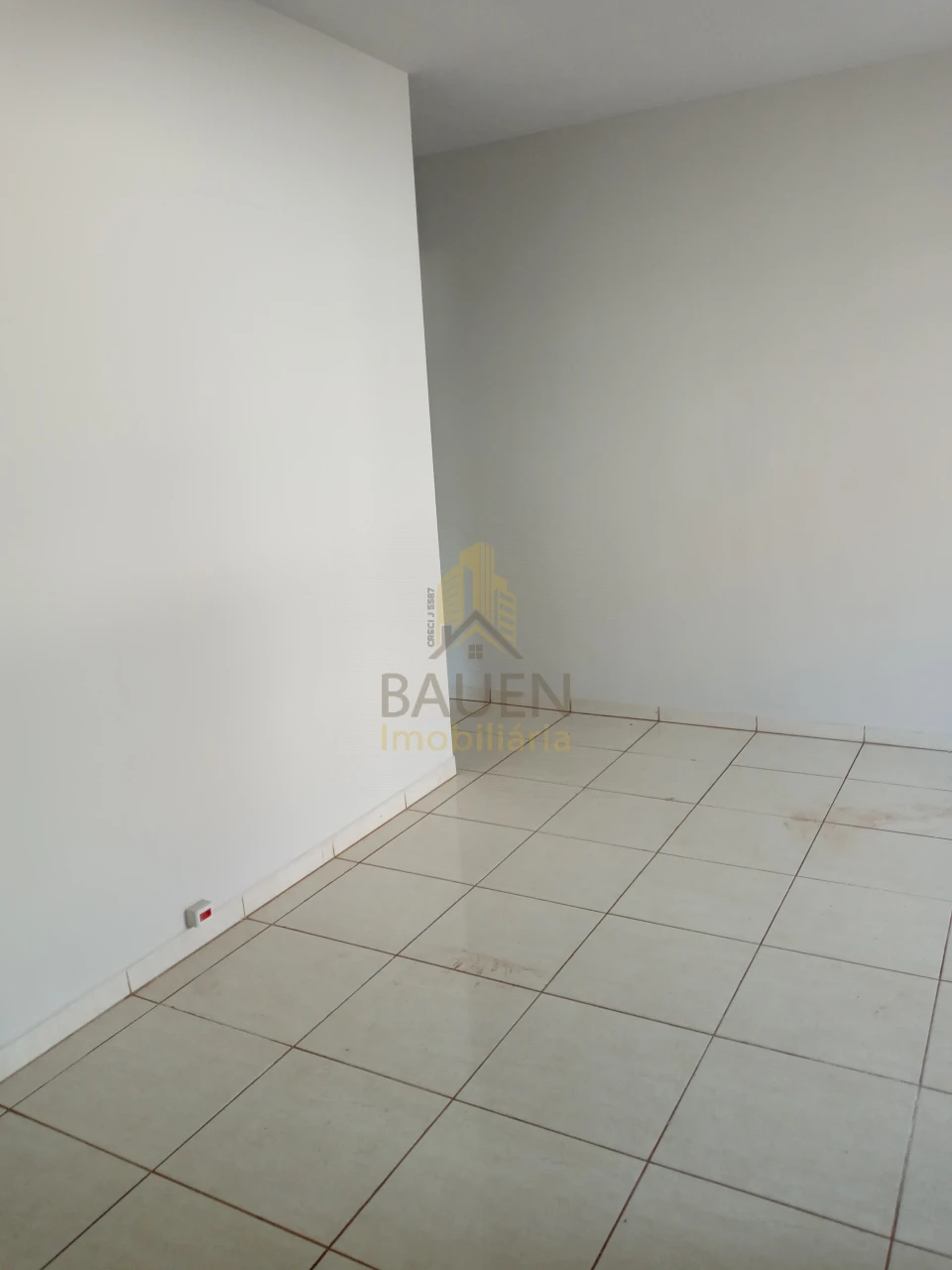 APARTAMENTO RESIDENCIAL AURACÁRIA