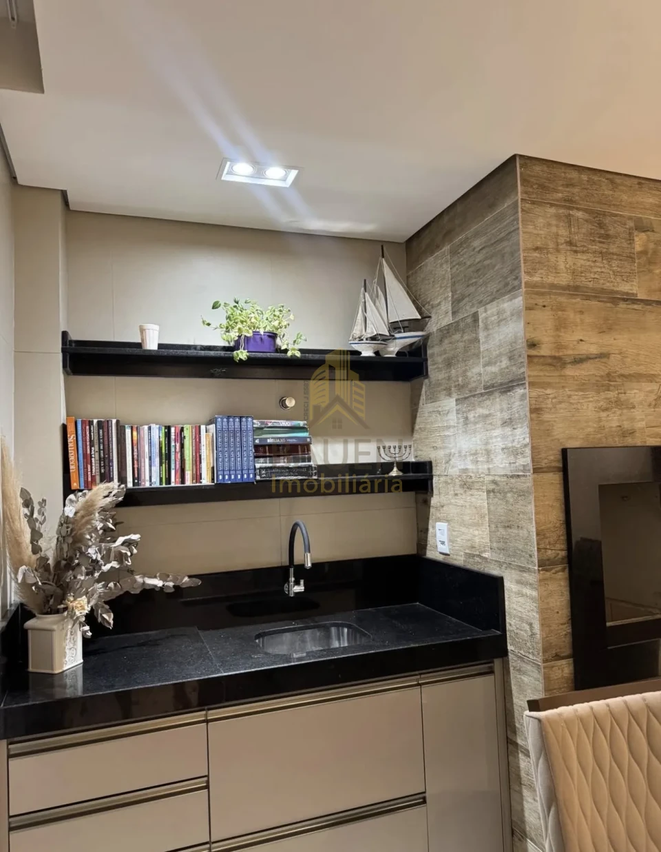 Imagens do imóveis APARTAMENTO