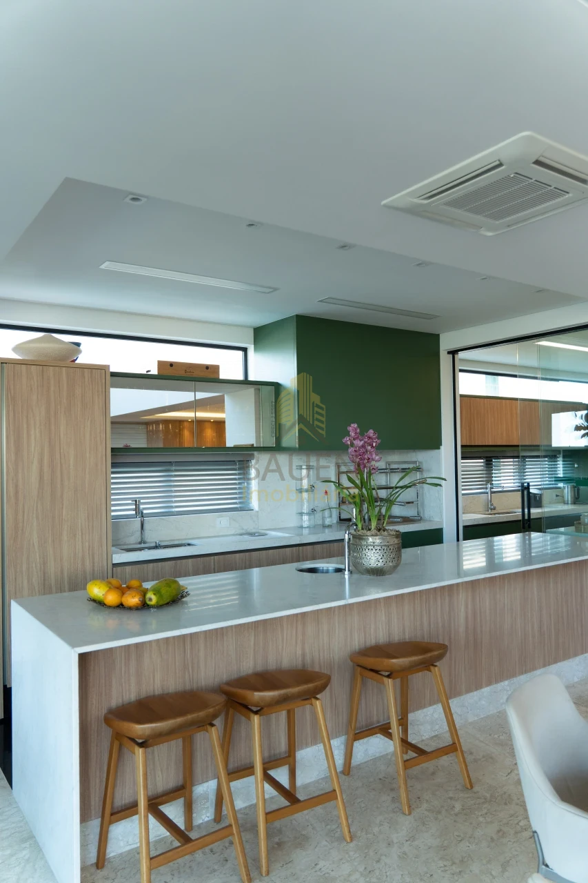 Imagens do imóveis CASA A VENDA - CONDOMINIO ALPHAVILLE