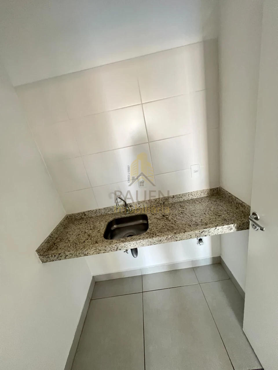Imagens do imóveis SALA COMERCIAL TERREO CENTRO DE CAMBÉ