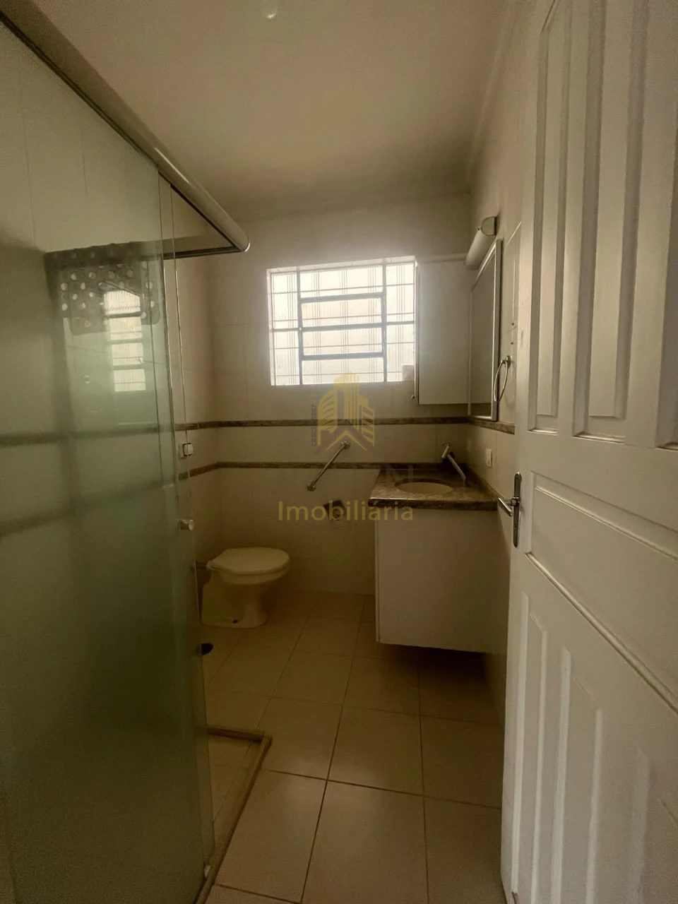 Imagens do imóveis CASA NO CENTRO - DISPONÍVEL PARA LOCAÇÃO