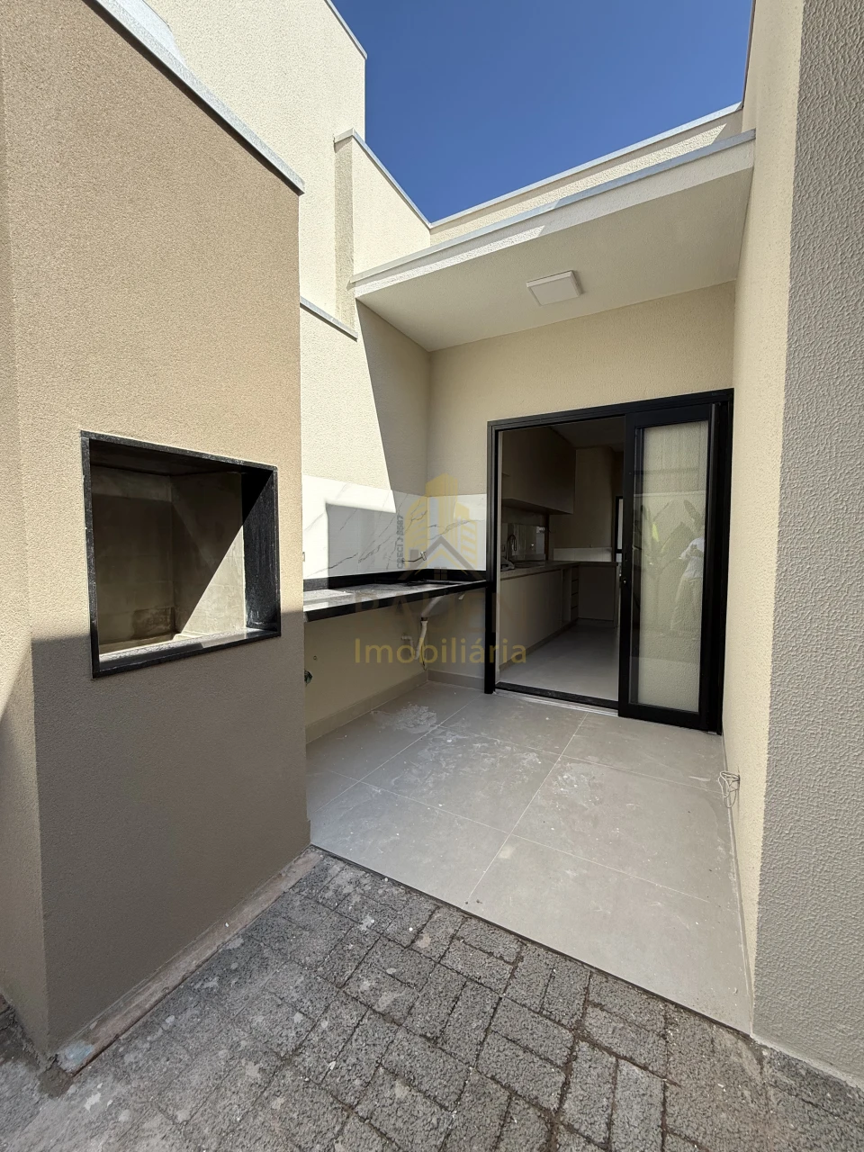 CONDOMINIO MORADA DAS FLORES