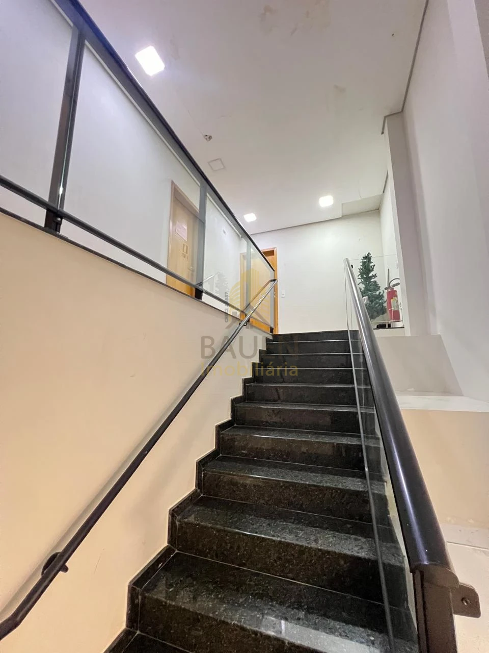 Imagens do imóveis SALA COMERCIAL AVENIDA JAMIL SCAFF