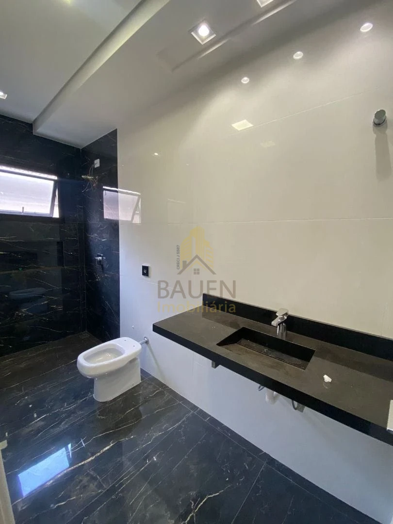 CASA JARDIM DAS MANSÕES