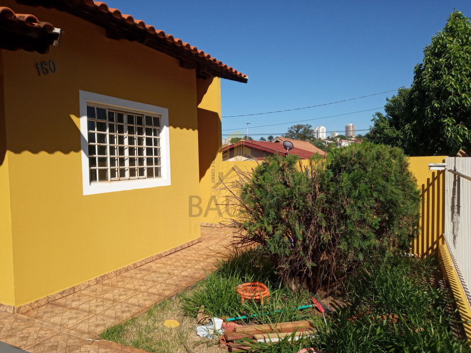 Imagens do imóveis CASA RUA NACIONAL 150