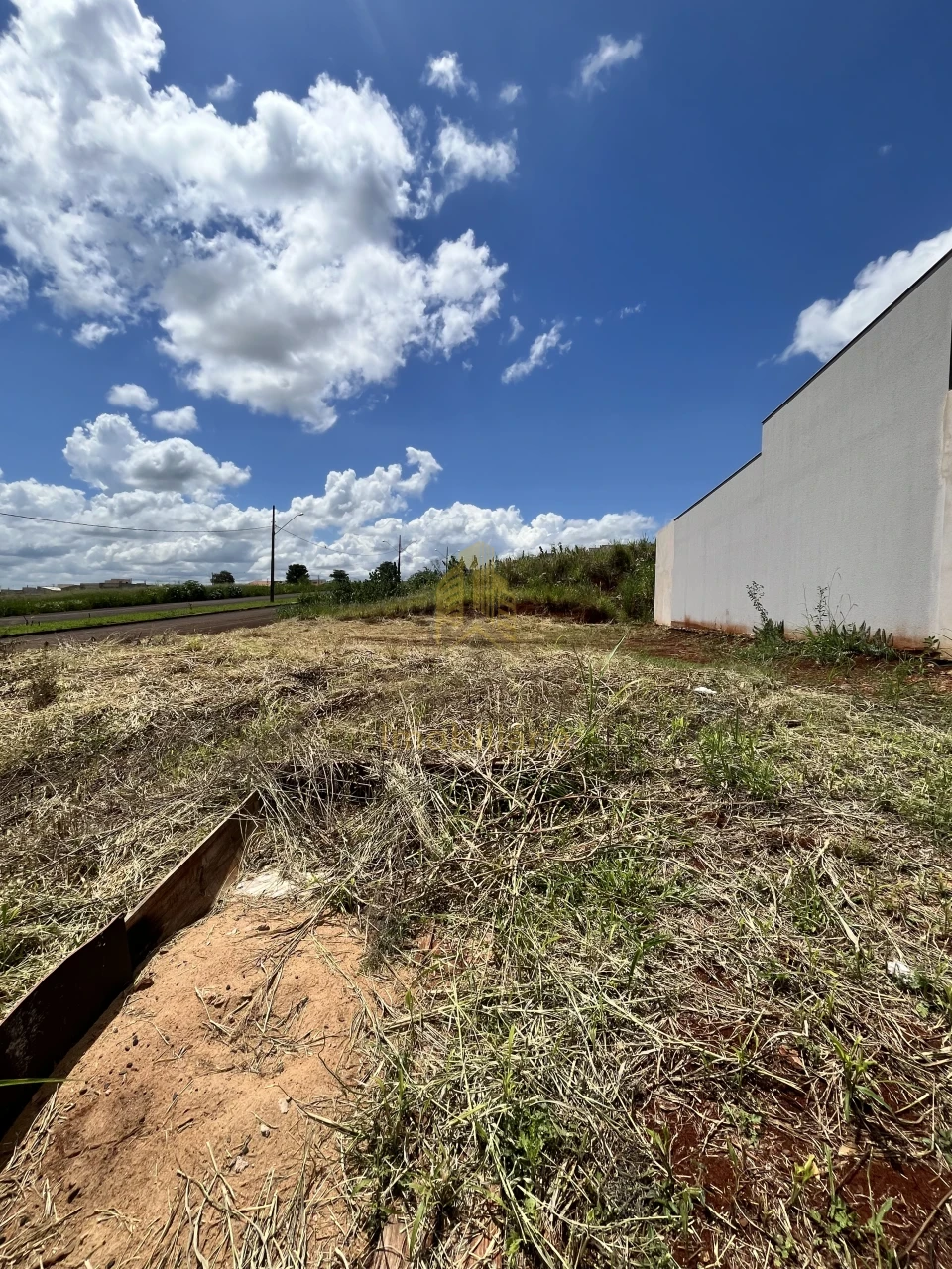 Imagens do imóveis Terreno esquina