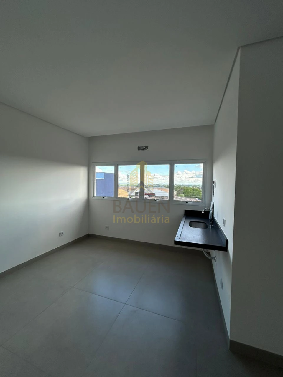 SALA COMERCIAL AVENIDA BRASIL