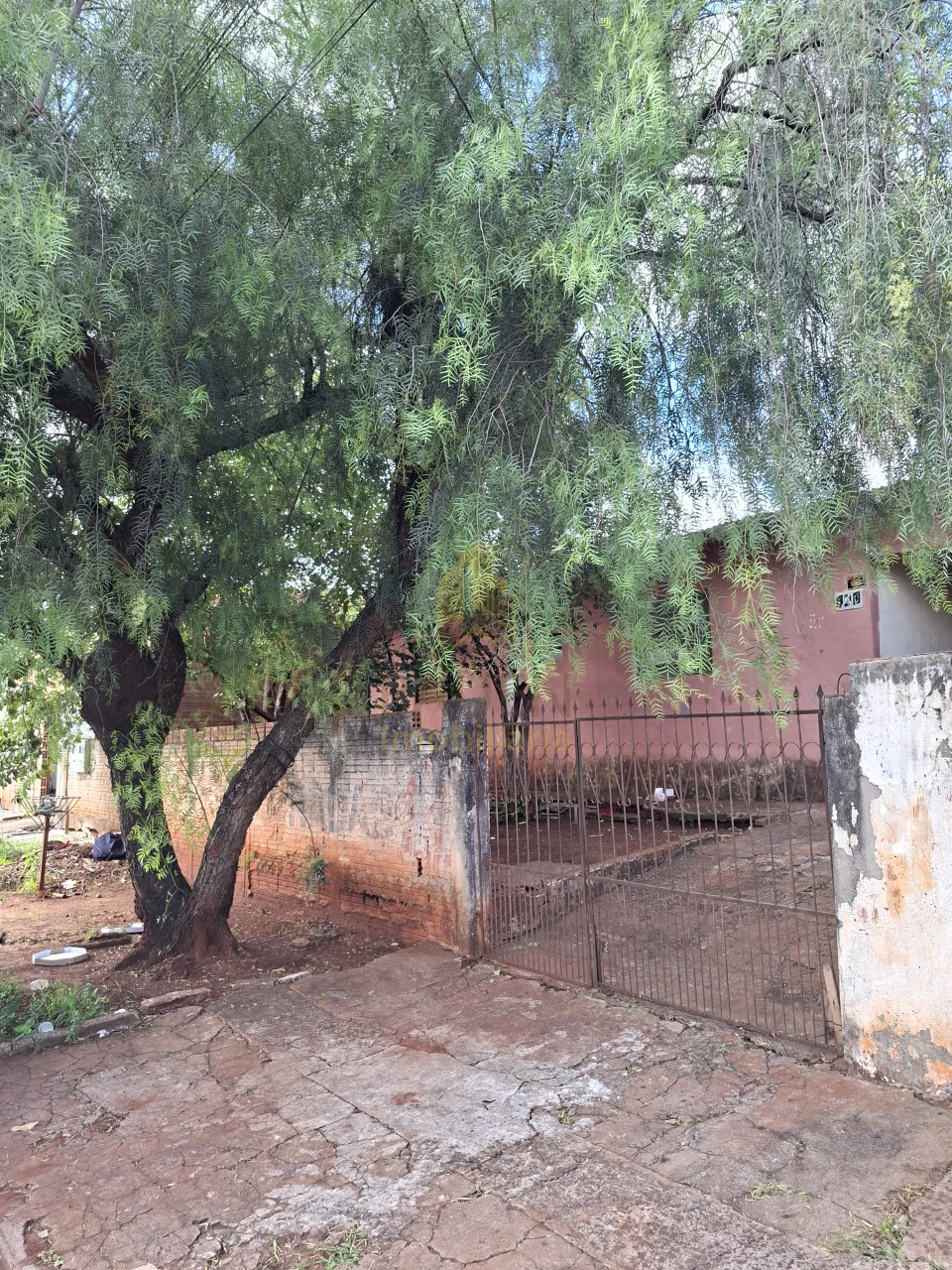 TERRENO COMERCIAL E RESIDENCIAL ANA ROSA