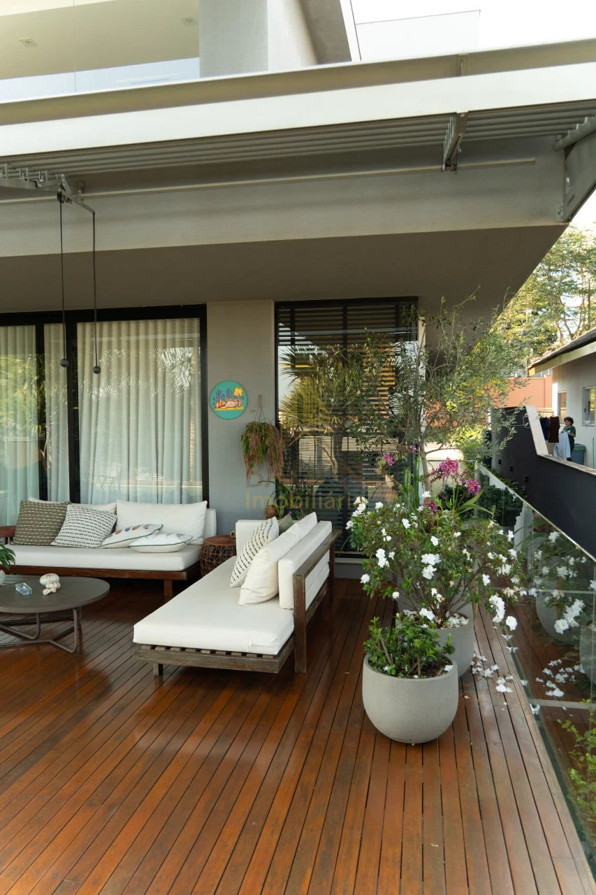 Imagens do imóveis CASA A VENDA - CONDOMINIO ALPHAVILLE