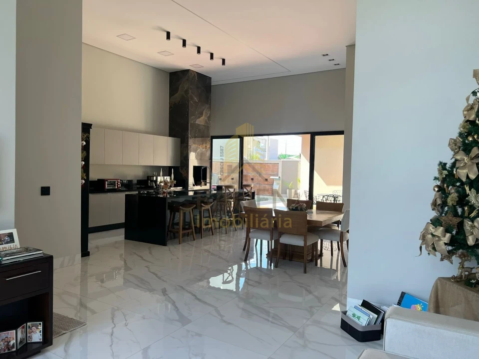 Imagens do imóveis Casa Em Condomínio À Venda Condominio Belleve Cambé