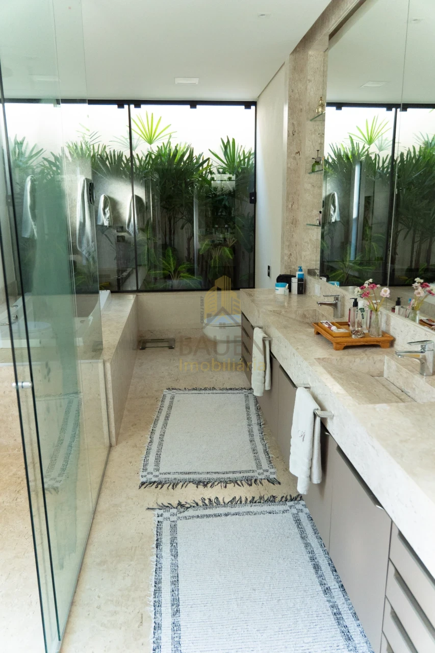 Imagens do imóveis CASA A VENDA - CONDOMINIO ALPHAVILLE