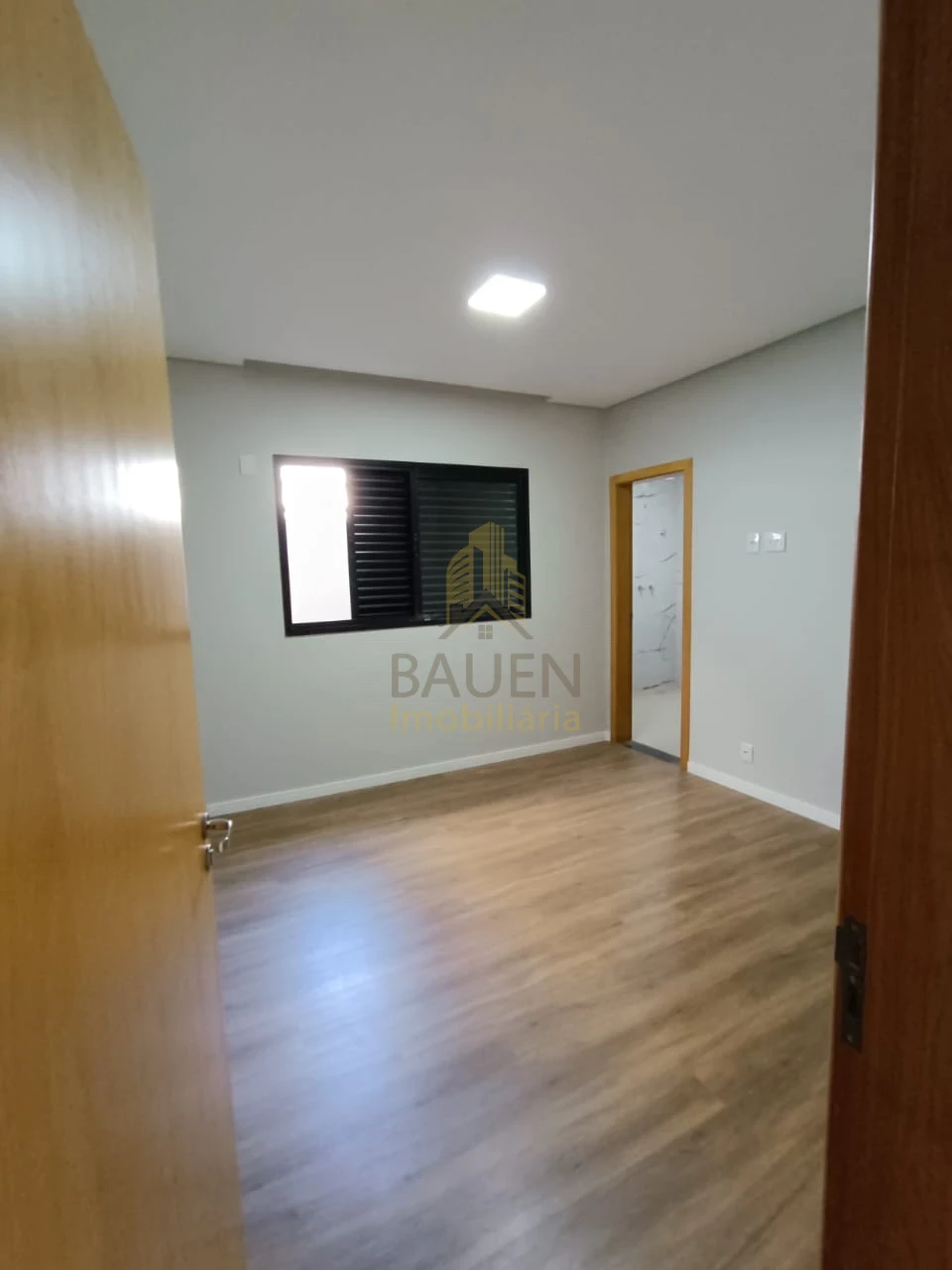 Imagens do imóveis Casa  Condominio Bellevie Cambé