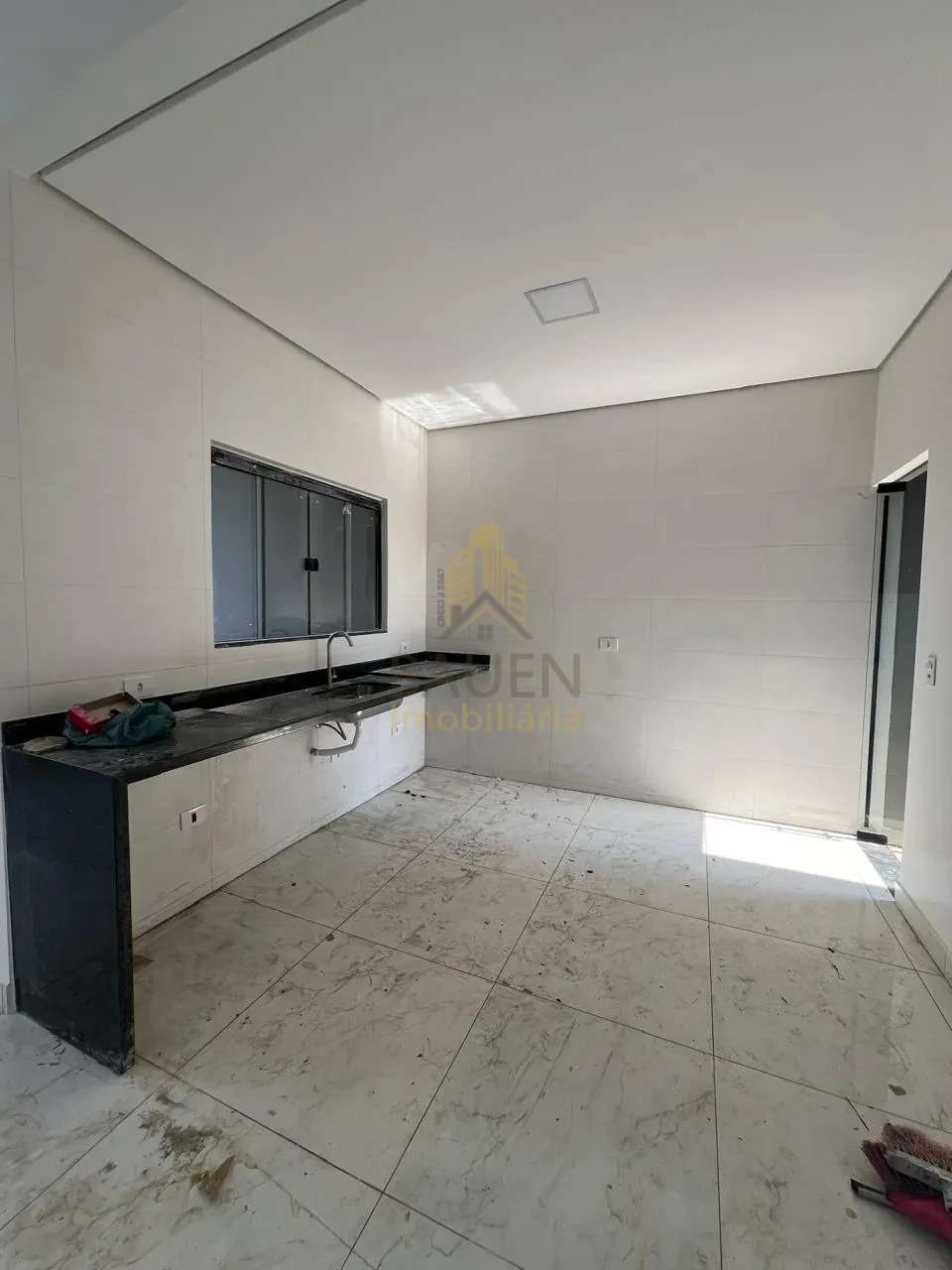 Imagens do imóveis CASA PARA LOCAÇÃO JD. ANA ROSA