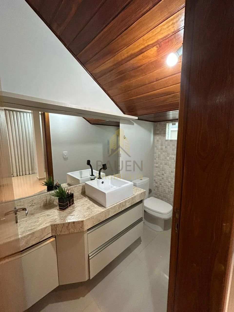 Imagens do imóveis CASA ALTO PADRÃO DISPONÍVEL PARA LOCAÇÃO CONDOMINÍO MORADA DAS FLORES