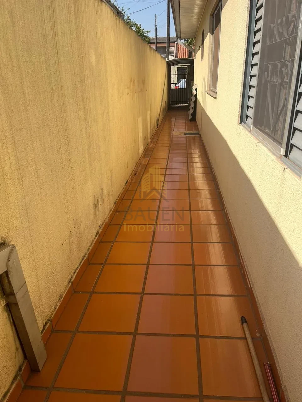 CASA MOBILIADA DISPONÍVEL PARA LOCAÇÃO JARDIM SANTO AMARO-FUNDOS