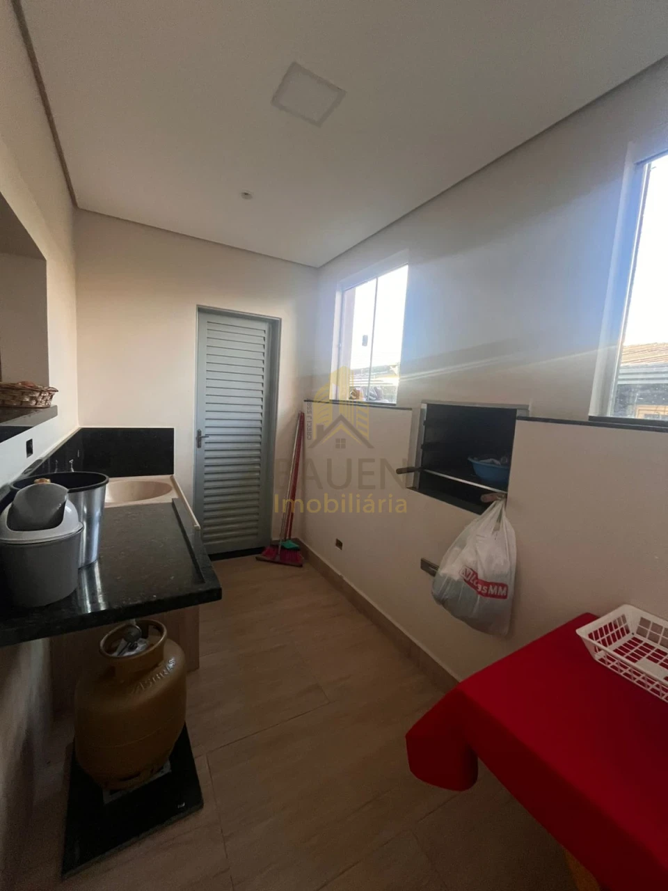 CASA JARDIM ANA ROSA DISPONÍVEL PARA LOCAÇÃO