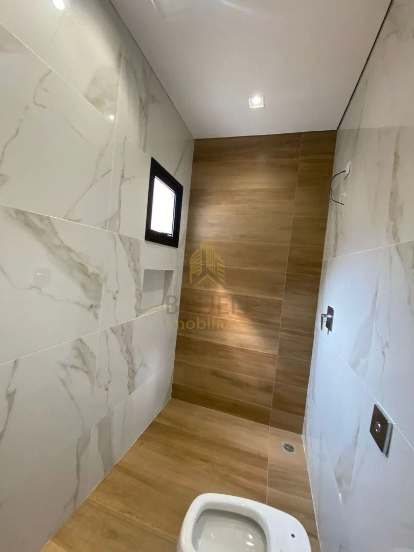 CASA JARDIM DAS MANSÕES