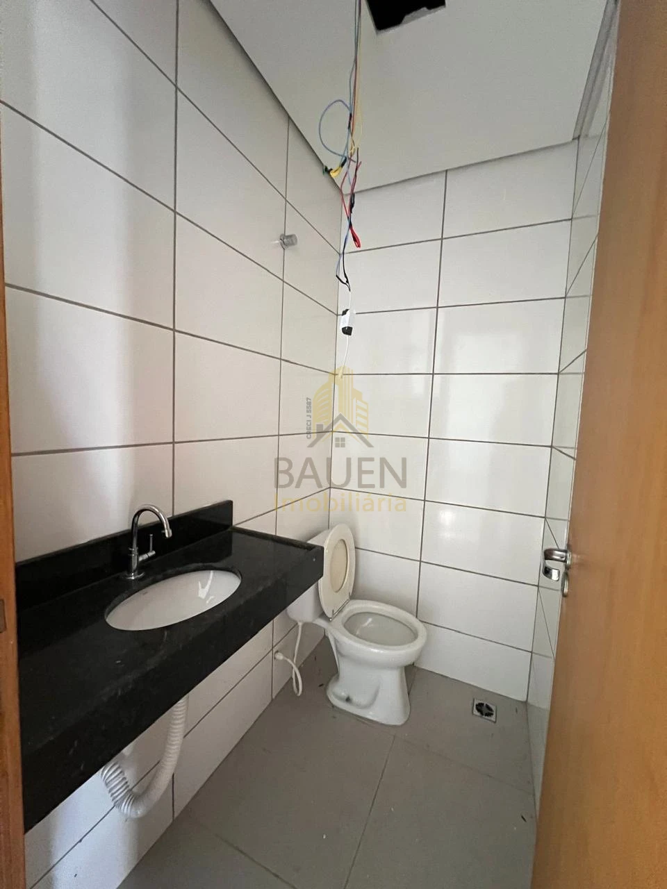 Imagens do imóveis SALA COMERCIAL AVENIDA ROBERT KOCH LONDRINA