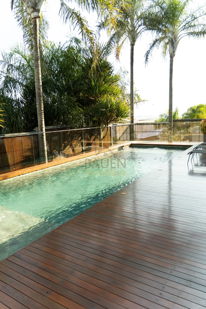 Imagens do imóveis CASA A VENDA - CONDOMINIO ALPHAVILLE