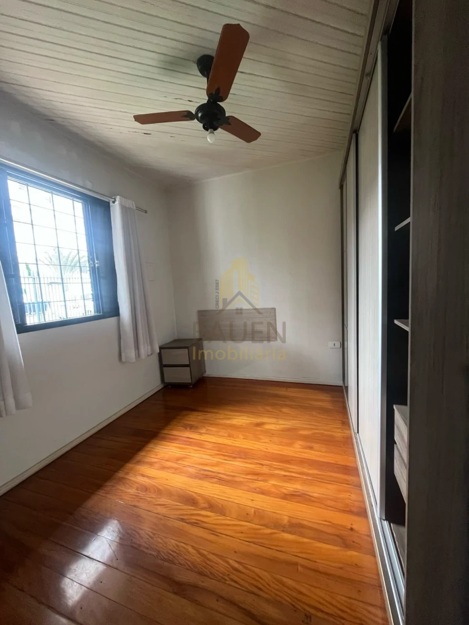 Imagens do imóveis CASA NO CENTRO - DISPONÍVEL PARA LOCAÇÃO