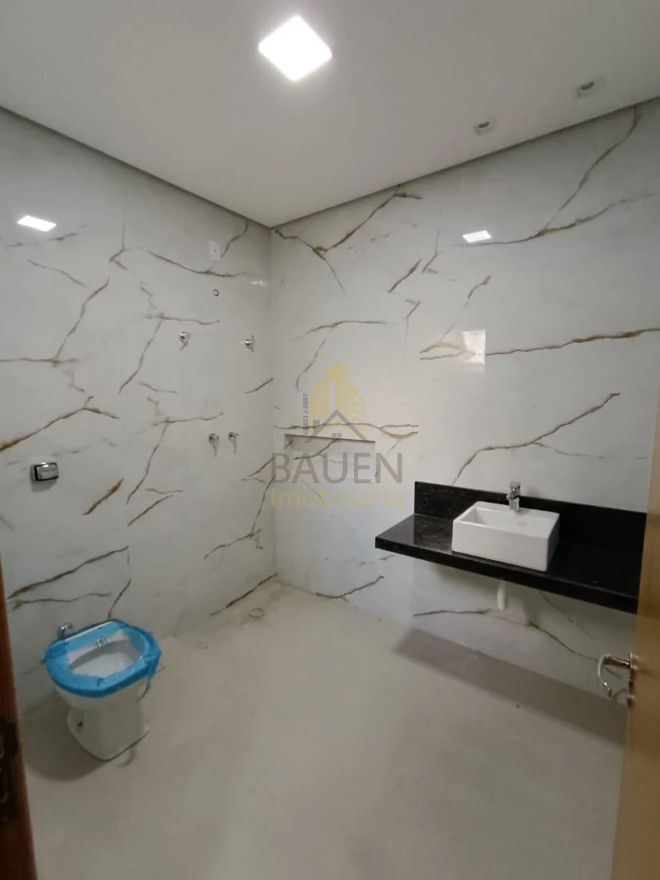 Imagens do imóveis Casa  Condominio Bellevie Cambé