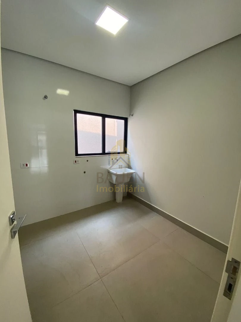 CASA JARDIM DAS MANSÕES