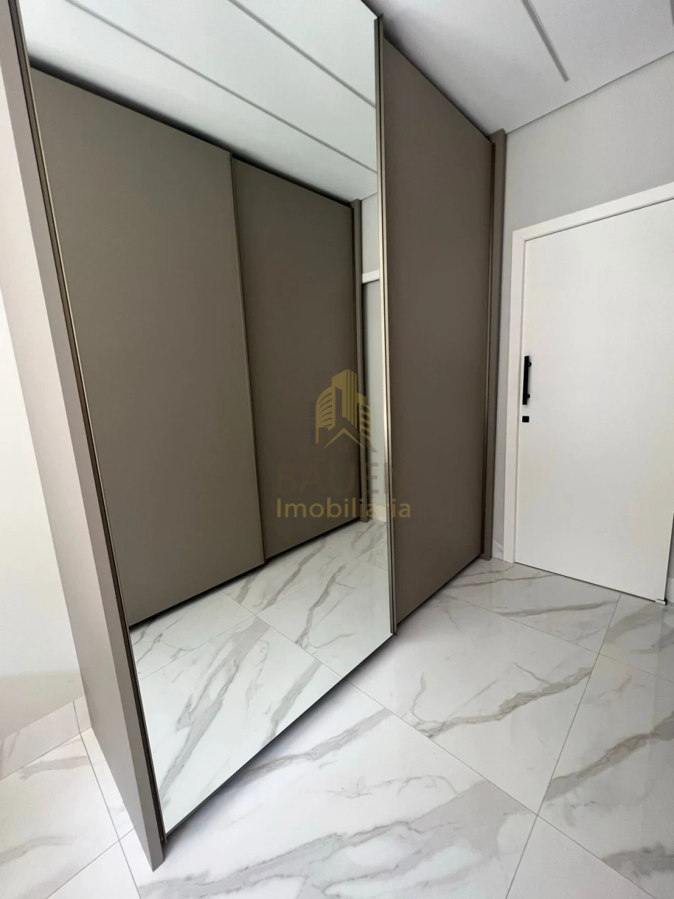 Imagens do imóveis Casa Em Condomínio À Venda Condominio Belleve Cambé