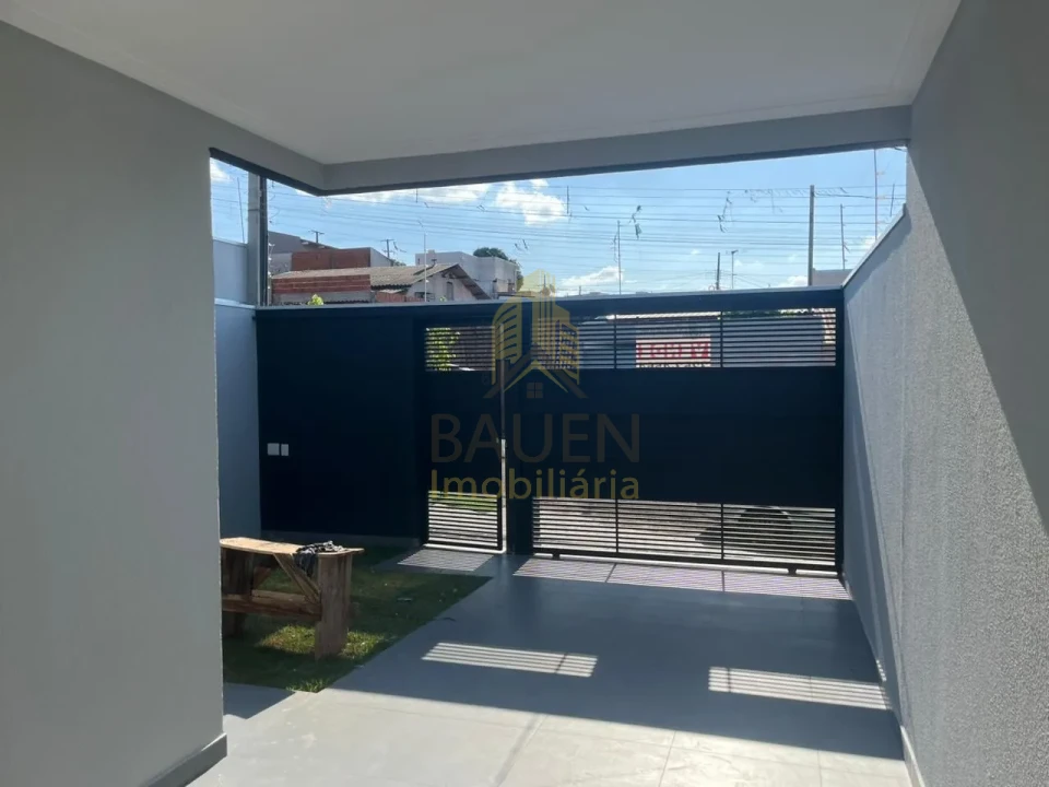 Imagens do imóveis CASA COM SUITE