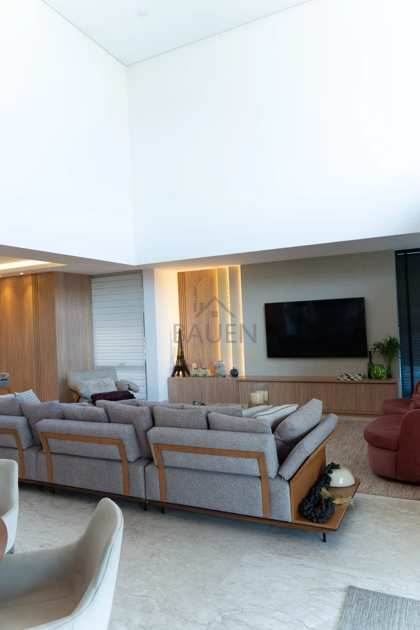 Imagens do imóveis CASA A VENDA - CONDOMINIO ALPHAVILLE