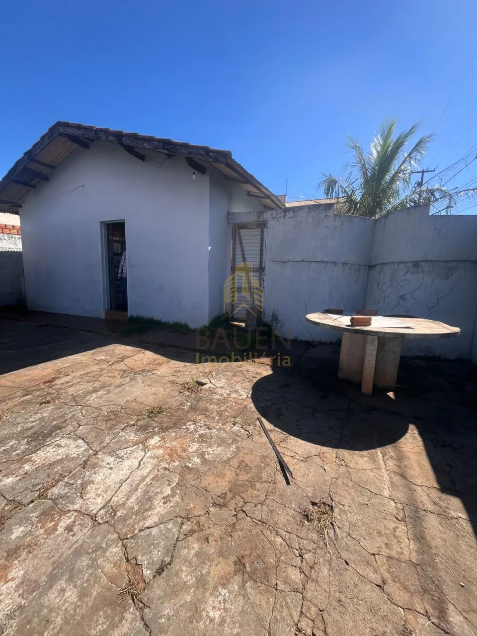 CASA DE ESQUINA PARQUE SELLA