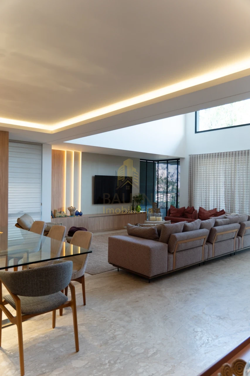 Imagens do imóveis CASA A VENDA - CONDOMINIO ALPHAVILLE