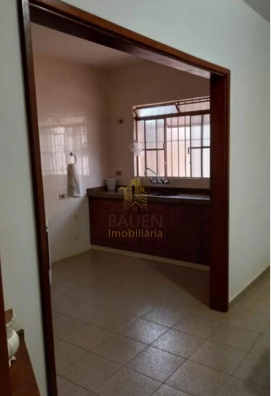 Casa Á Venda Centro Cambé