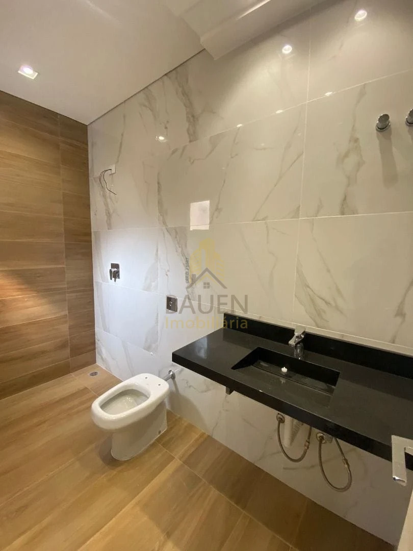 CASA JARDIM DAS MANSÕES