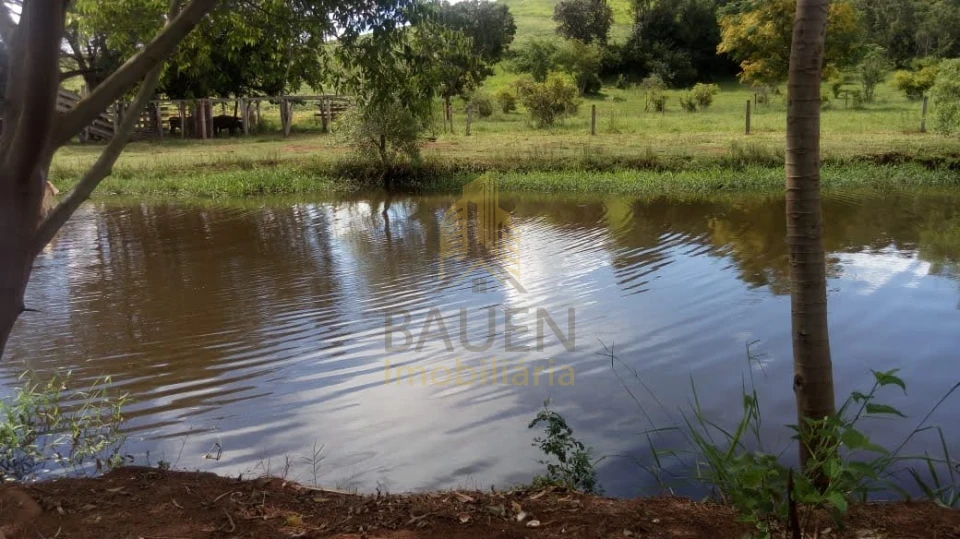 Imagens do imóveis Fazenda/Sítios/Chácaras À Venda Chacara Jaguapitã