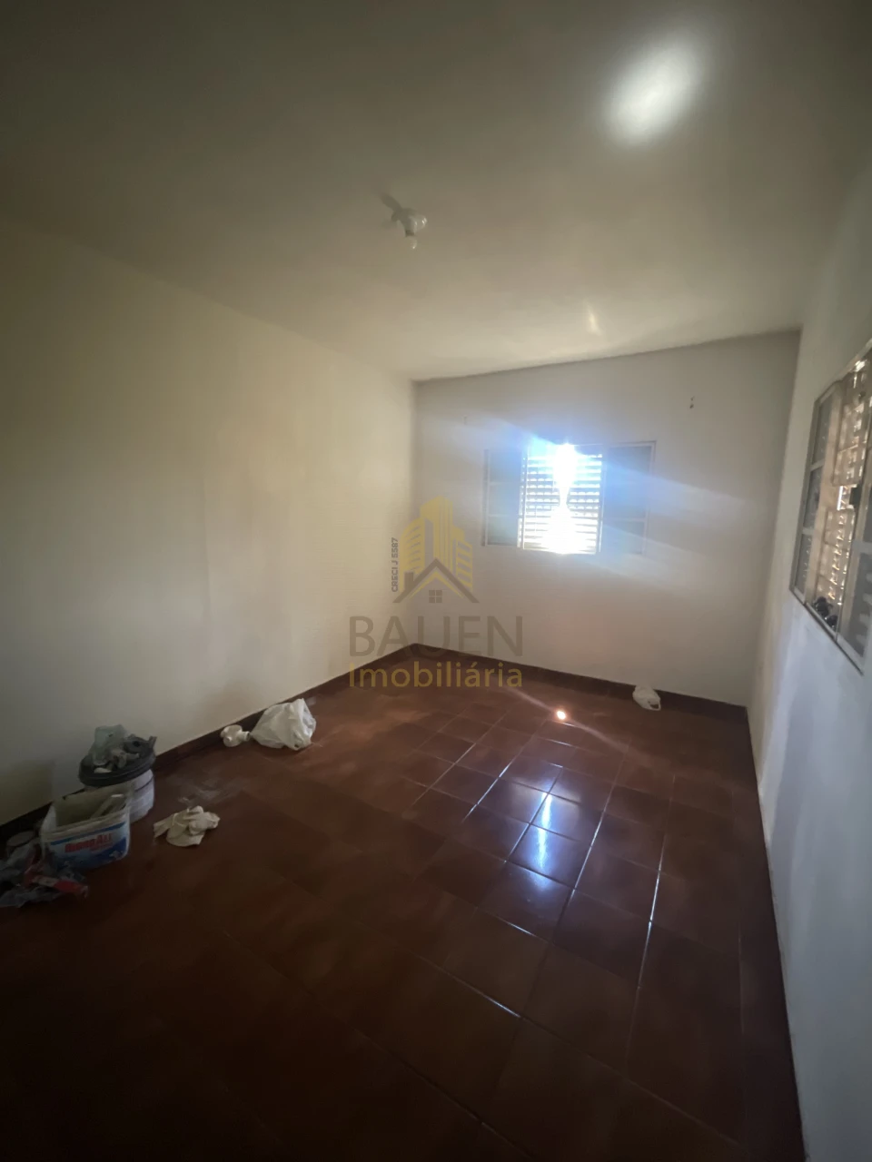 Casa com terreno de 608 m²
