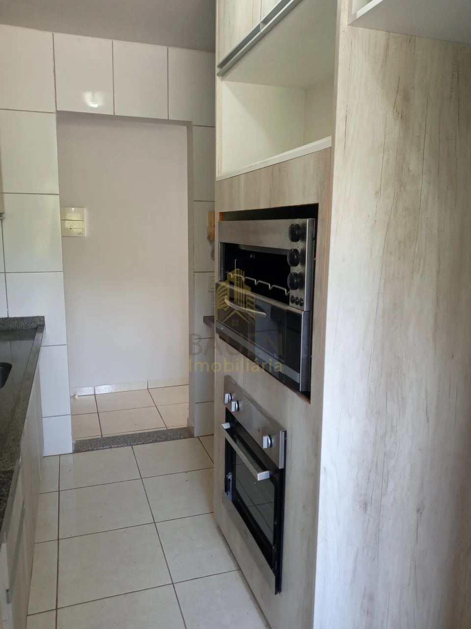 APARTAMENTO RESIDENCIAL AURACÁRIA
