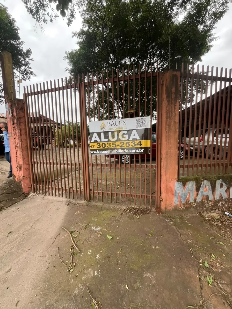 Imagens do imóveis Ponto Comercial para Locação com Amplo Terreno e Área Coberta.