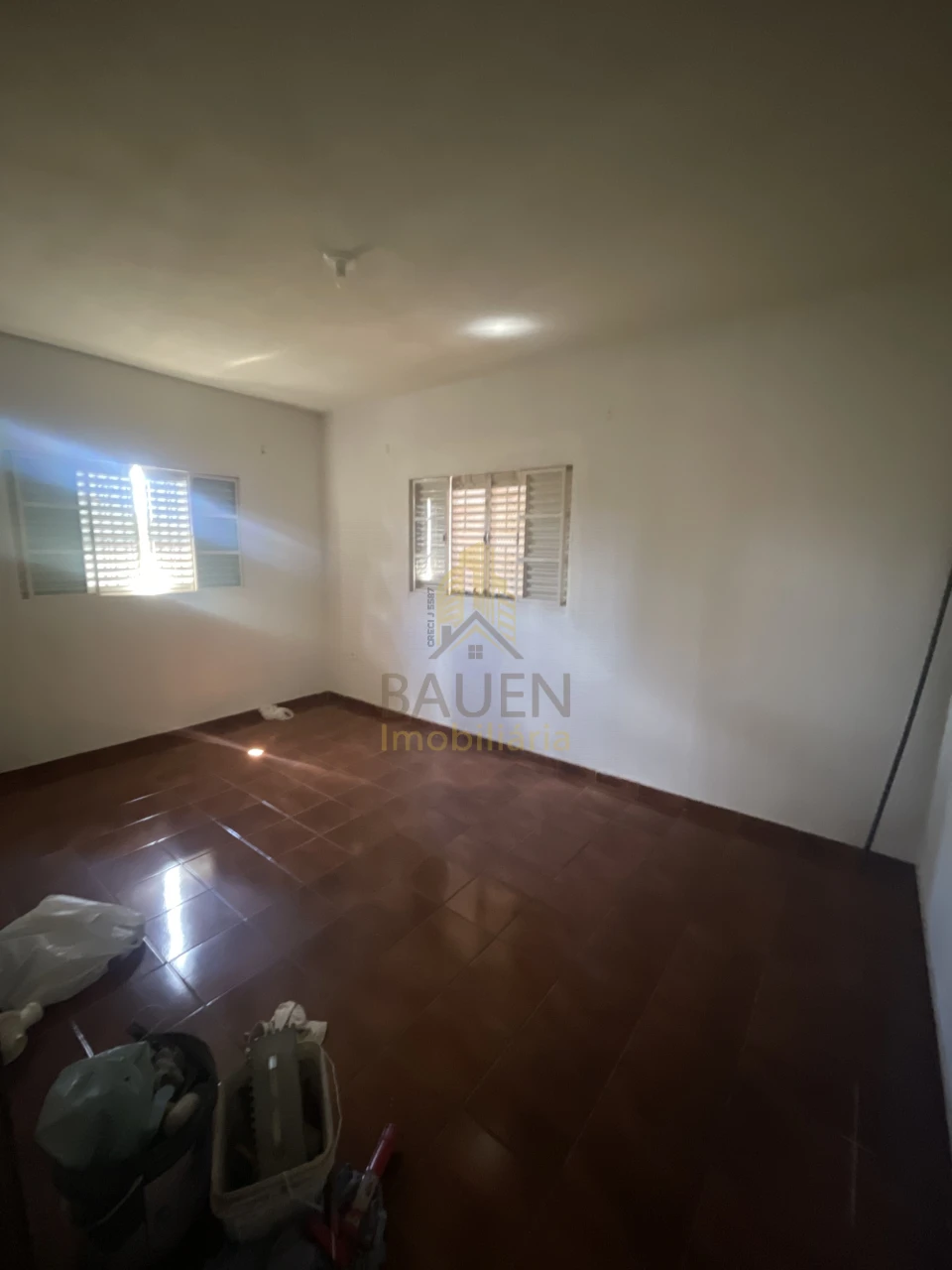 Casa com terreno de 608 m²