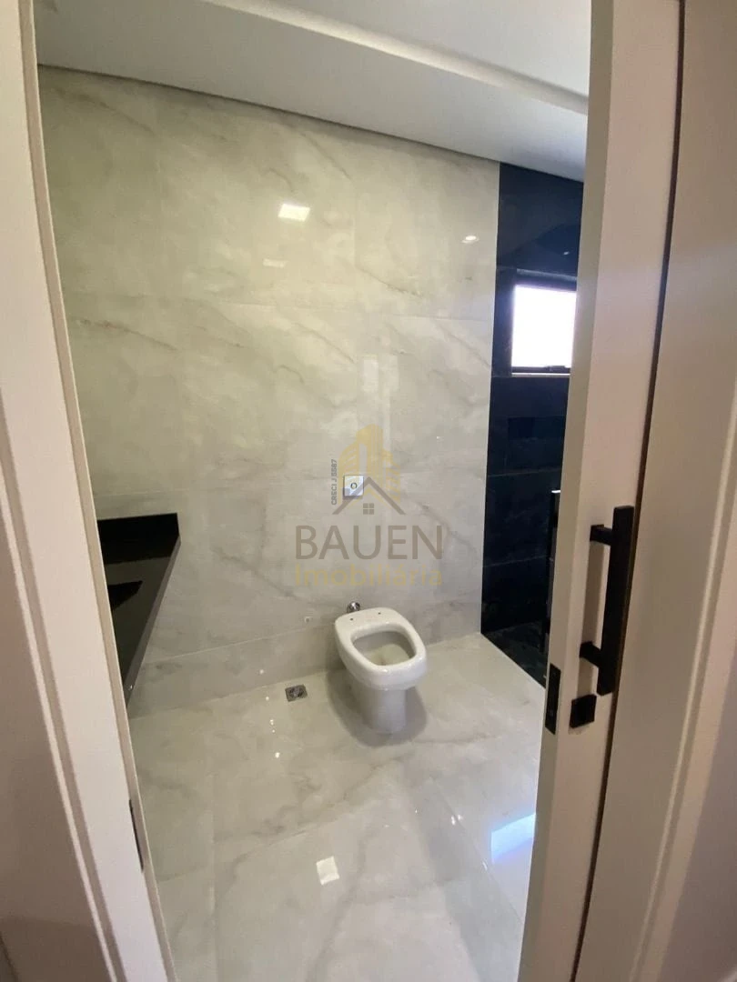 CASA JARDIM DAS MANSÕES