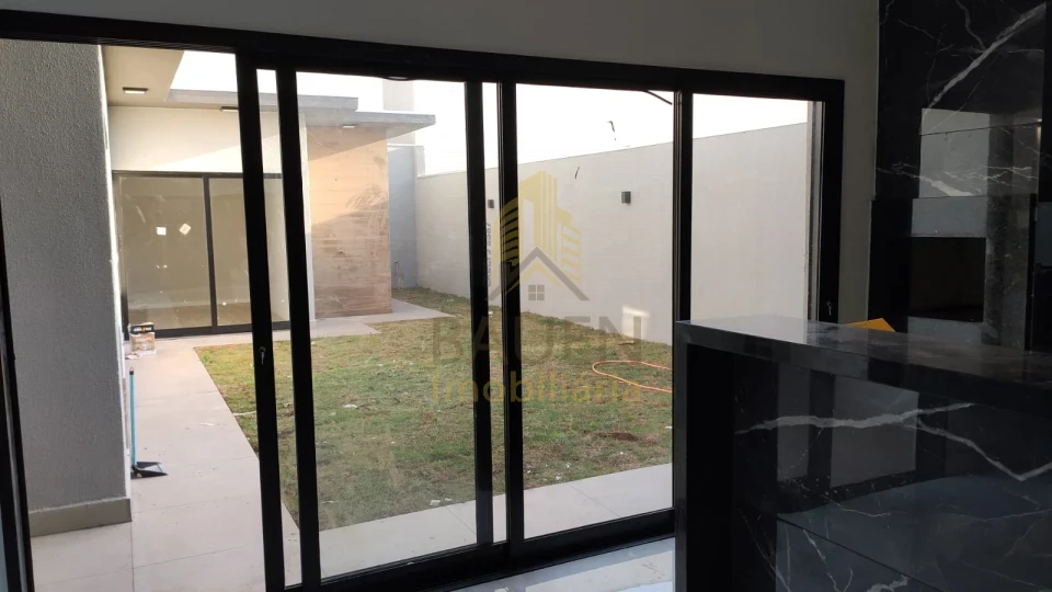 Imagens do imóveis Casa Em Condomínio À Venda Condominio Belleve Cambé