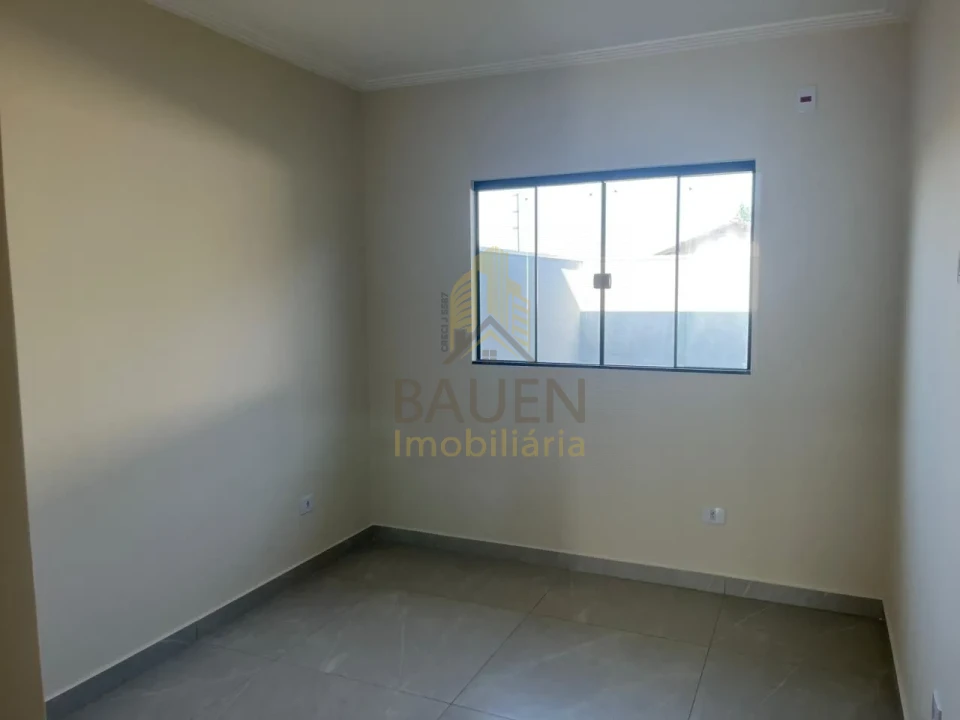 Imagens do imóveis CASA COM SUITE