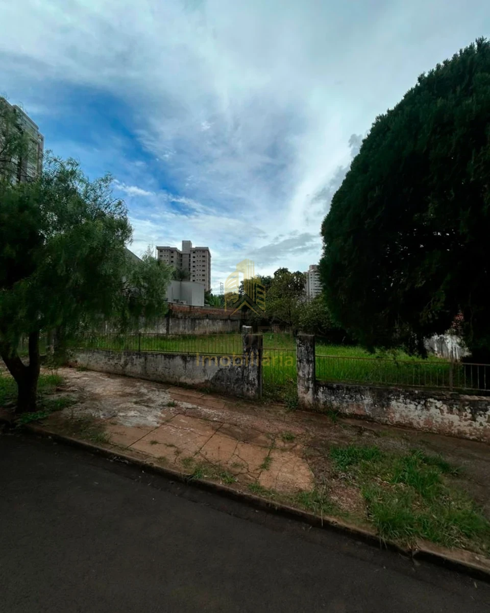 Imagens do imóveis Terreno Centro