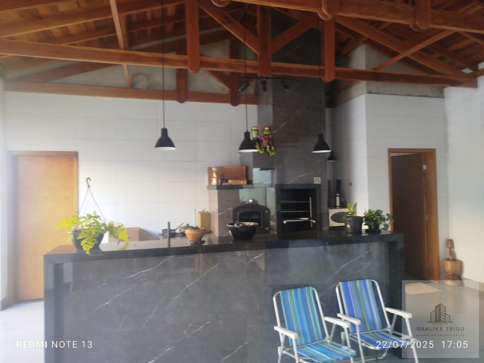 Casa Completa com Área de Lazer