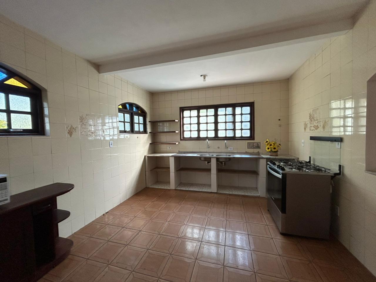 Imagens do imóveis Casa para locação  em Rio do Ouro com 4 Quartos, Piscina e Salão de Festas
