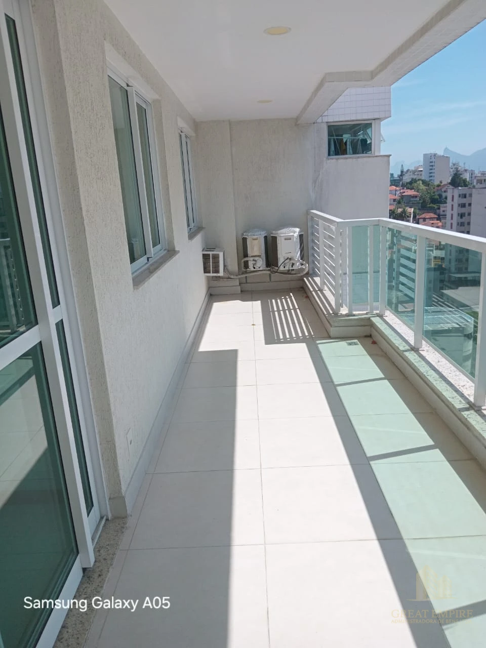 Imagens do imóveis Apartamento mobiliado para locação na Lemos Cunha – Coração de Icaraí!