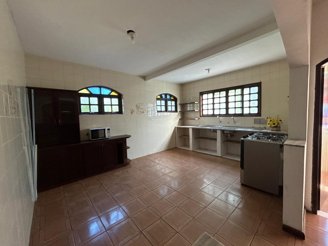 Imagens do imóveis Casa para locação  em Rio do Ouro com 4 Quartos, Piscina e Salão de Festas