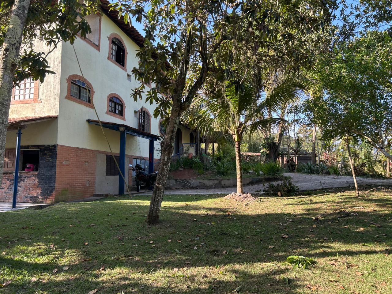 Imagens do imóveis Casa para locação  em Rio do Ouro com 4 Quartos, Piscina e Salão de Festas